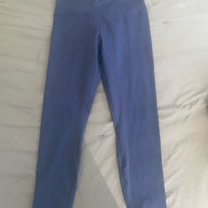 Large blue powerhold leggings